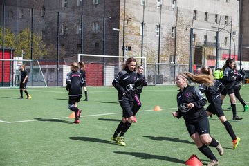 Bild 30 - B-Juniorinnen St.Pauli - C-Juniorinnen SV Steinhorst : Ergebnis: 1:2